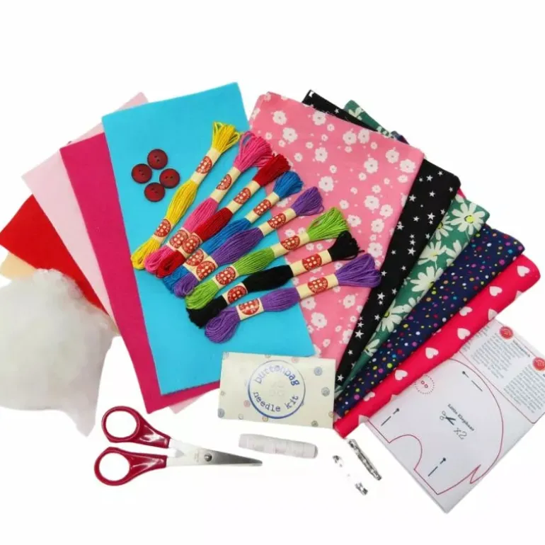 Buttonbag Learn to Sew Suitcase Kit