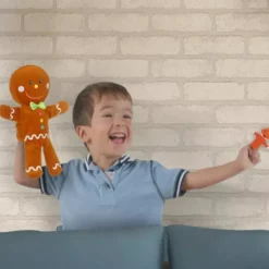 Fiesta Crafts Gingerbread Man with Finger Puppets Set
