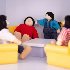 Multicultural Dolls – Asian Family