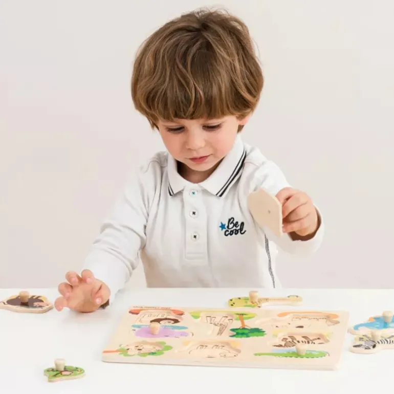 New Classic Toys Peg Puzzle - Safari - 8 pieces